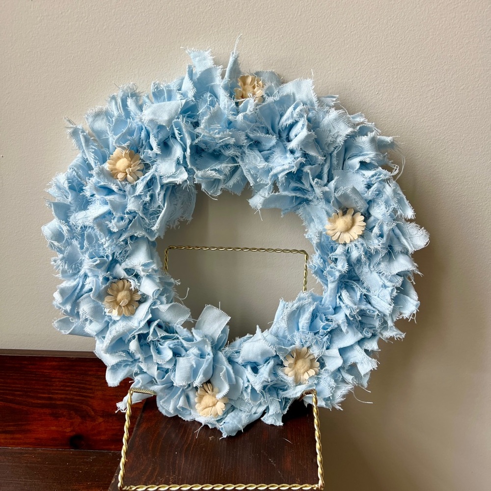 Light Blue Rag Wreath - Picture 2 of 4